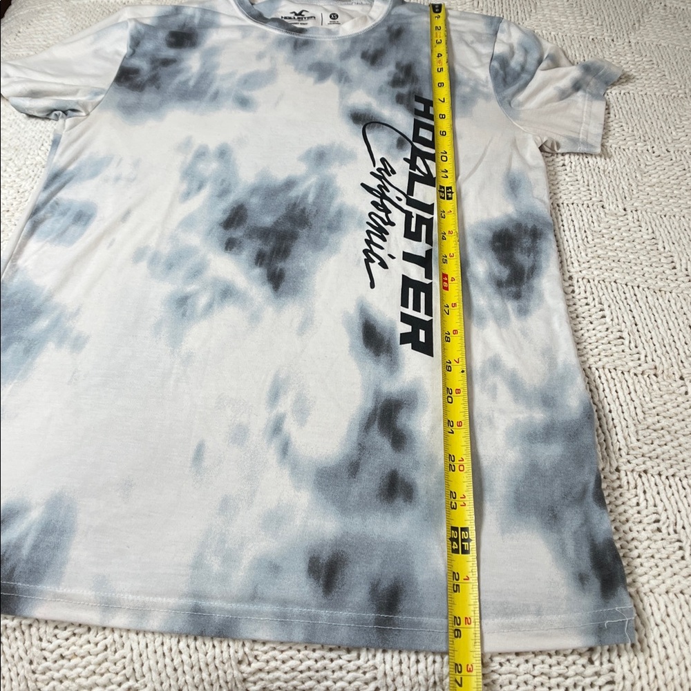 Hollister Tshirt - Picture 10 of 10
